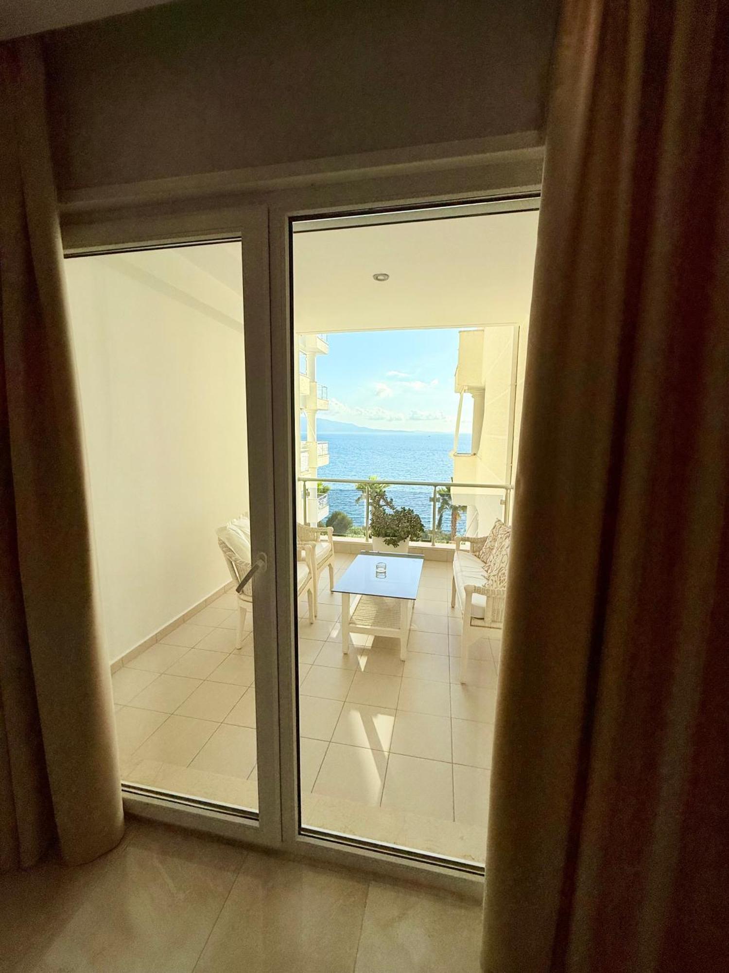Limani Deluxe Apartments Sarandë Eksteriør billede