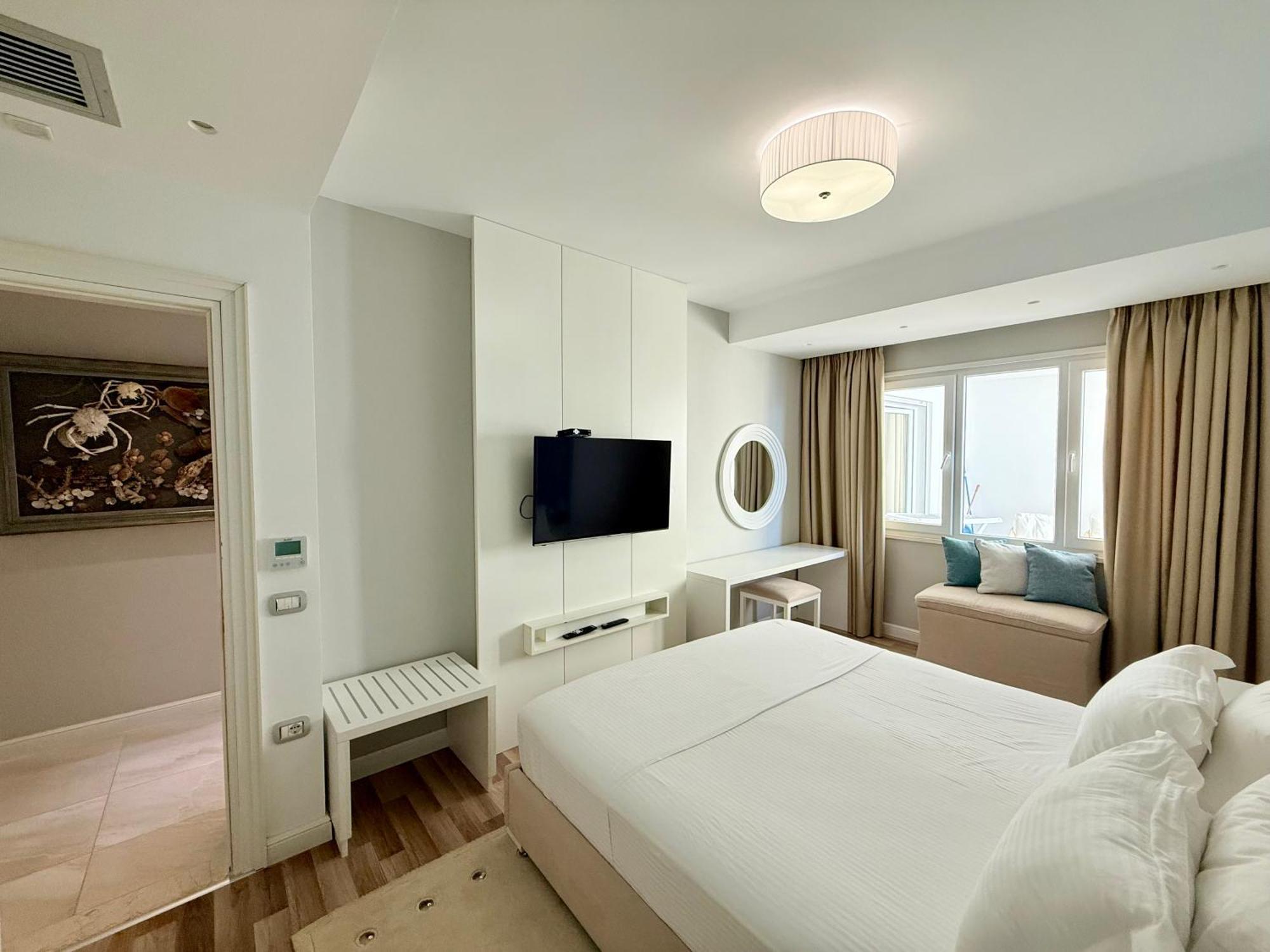 Limani Deluxe Apartments Sarandë Eksteriør billede