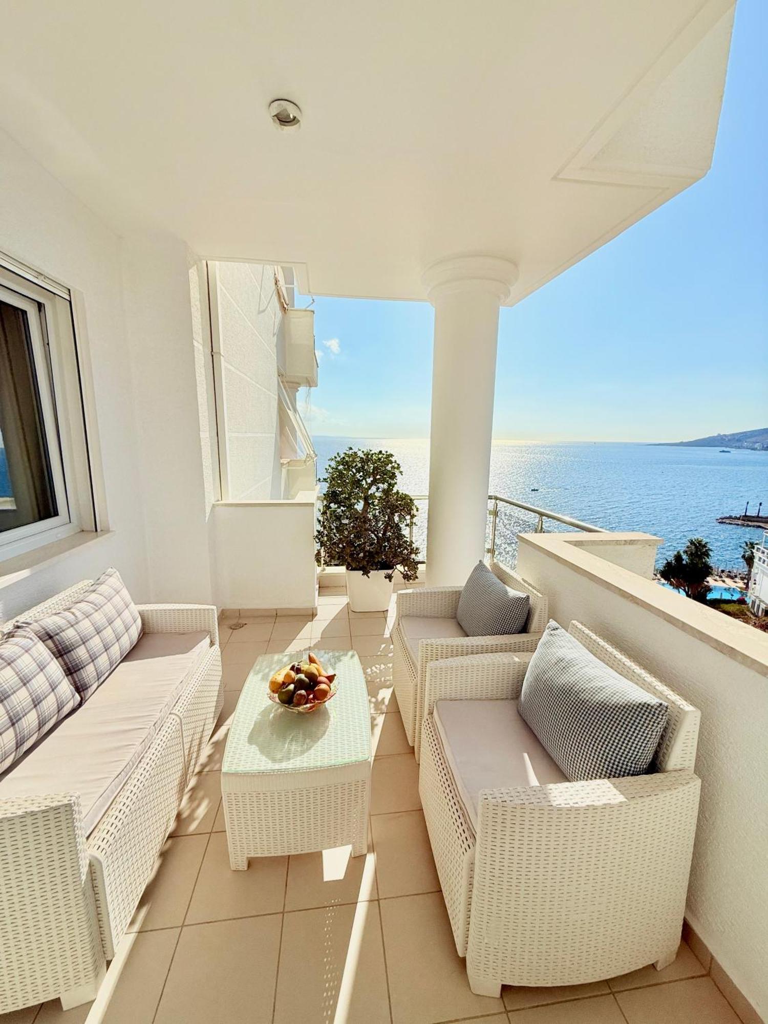 Limani Deluxe Apartments Sarandë Eksteriør billede